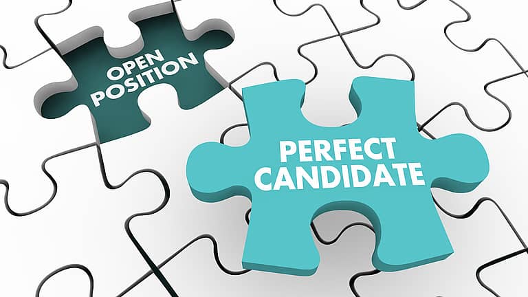 puzzle piece illustration on the perfect fit for becoming a recruiter